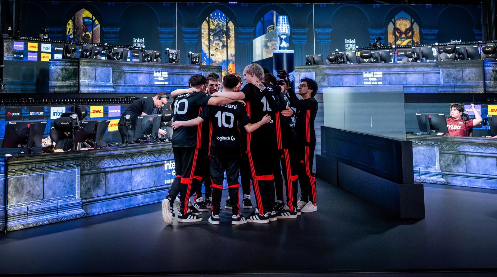 FUT Players in a huddle