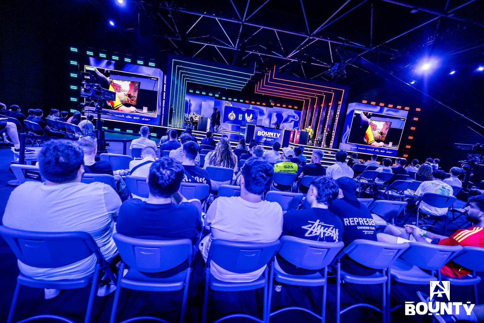 Fans watching BLAST Bounty in Malta