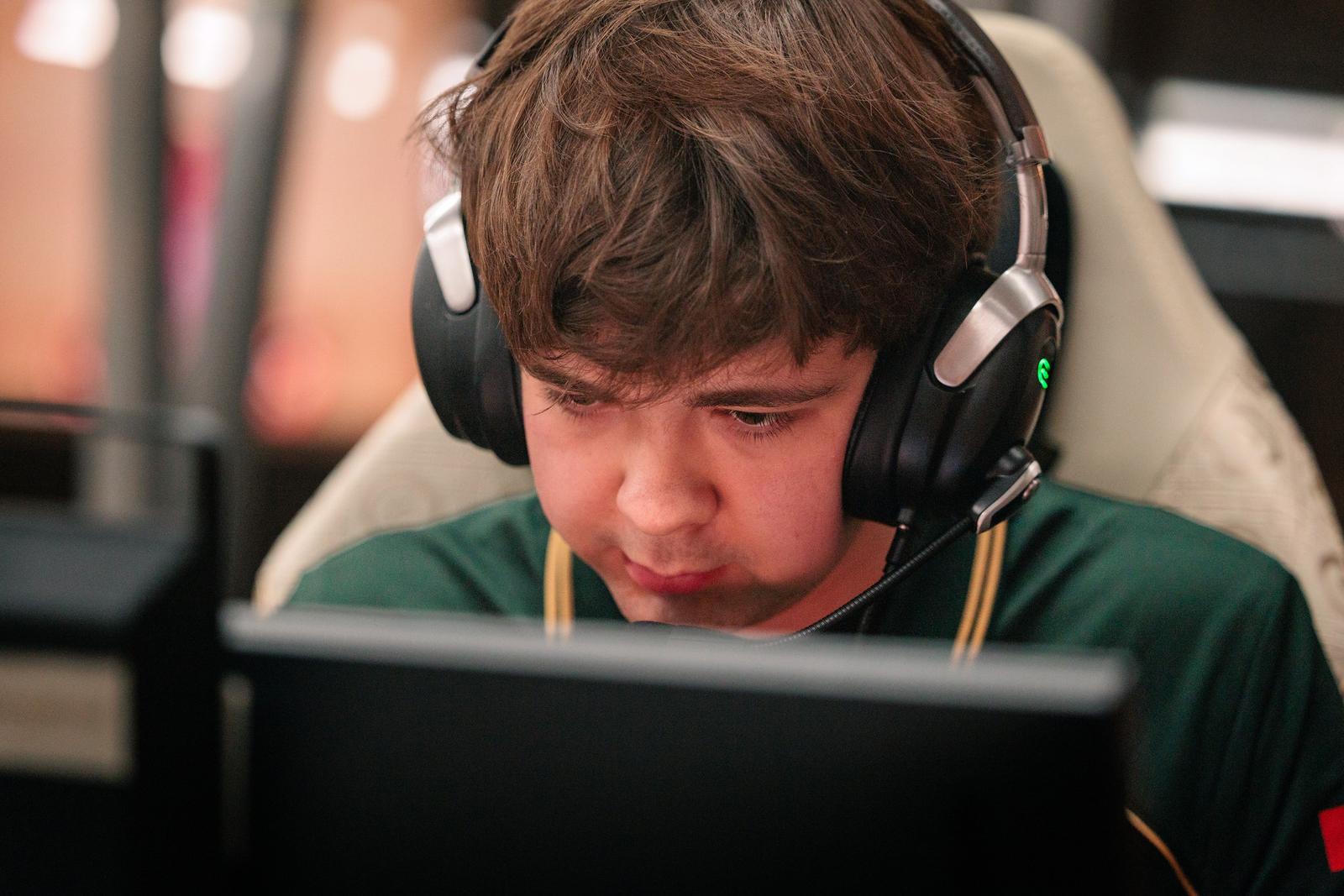 Dota 2 Mlr1ne